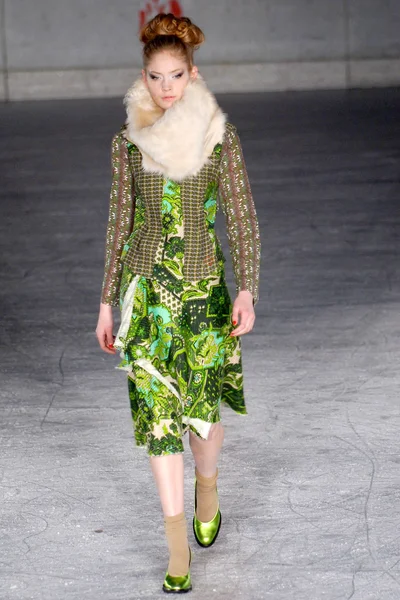 Look 17